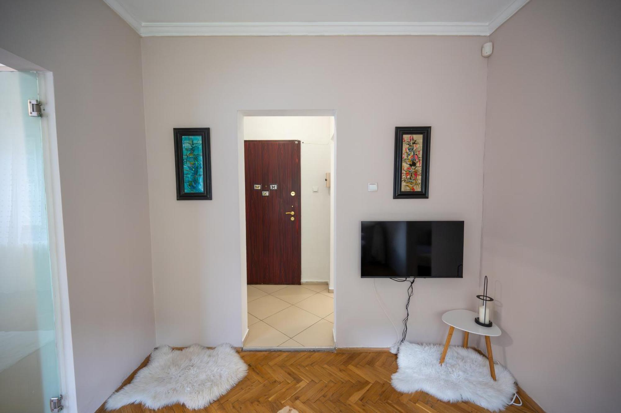 Beautiful Two-Bedroom Apartment In City Center Sofía Exterior foto