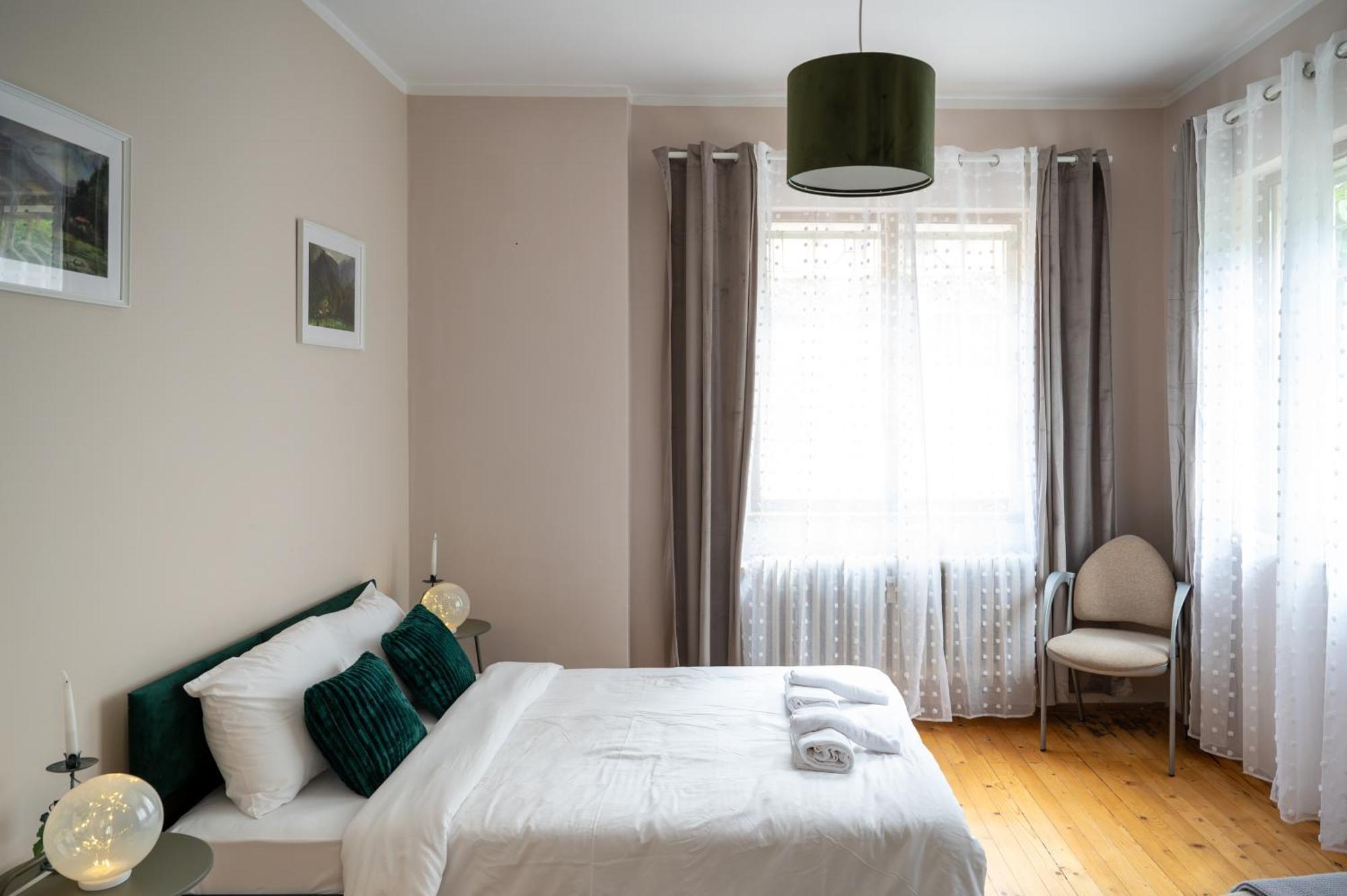 Beautiful Two-Bedroom Apartment In City Center Sofía Exterior foto